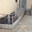 Geländer Edelstahl V2A senkrechte Streben, Länge 4900 mm und Höhe 900 mm