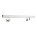 Handlauf_weiß_pulverbeschichtet_gewinkelte_Halter_gewoelbte_Kappe